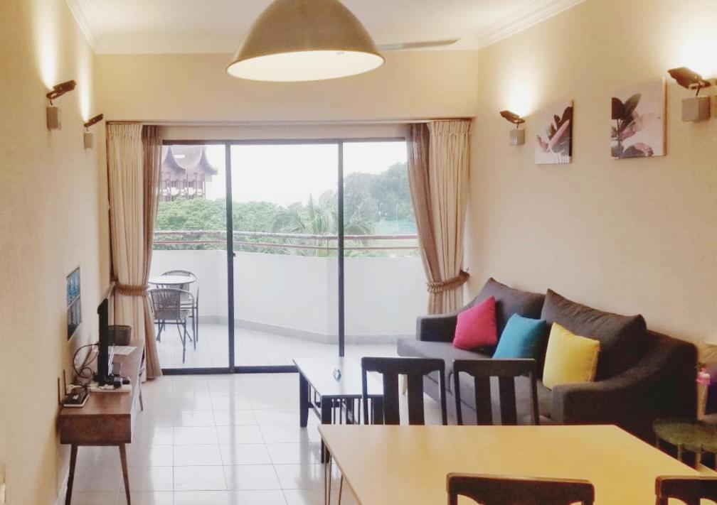Poolview Resort Batu Ferringhi 502 - 2 Rooms מראה חיצוני תמונה